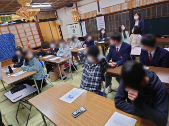高2ホームルーム_生徒たち